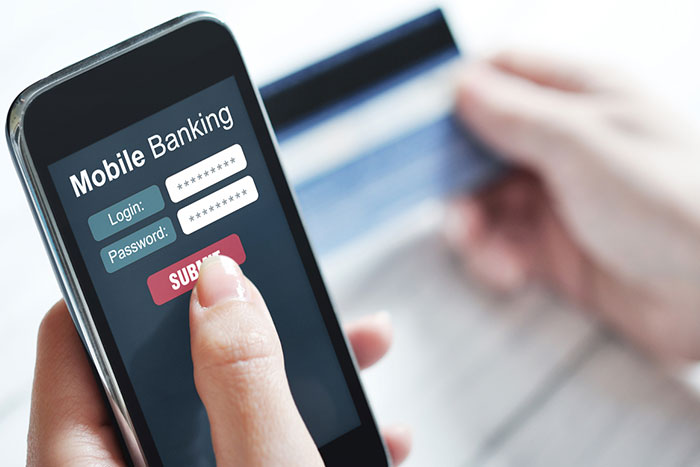 EFFECTIVE MOBILE BANKING